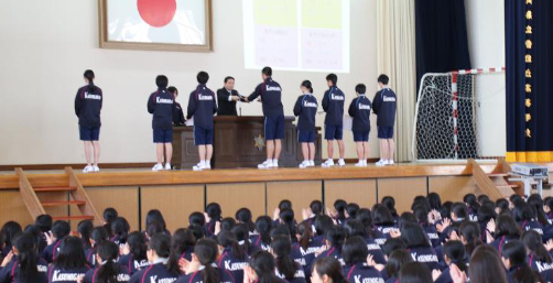 福岡県立香住丘高校の制服写真画像動画まとめ・レビュー口コミ評判・生徒の着こなし・夏服冬服詳細情報