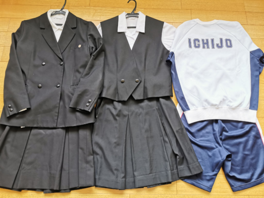 奈良市立一条高校/中学の制服写真画像動画まとめ・レビュー口コミ評判・生徒の着こなし・夏服冬服詳細情報