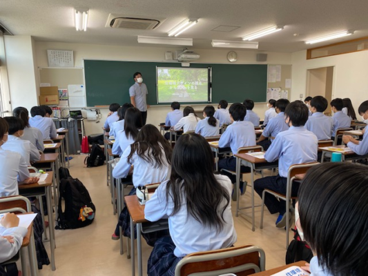 奈良育英中学高校の制服写真画像動画まとめ・レビュー口コミ評判・新制服旧制服比較【2020/令和4年度新制服】