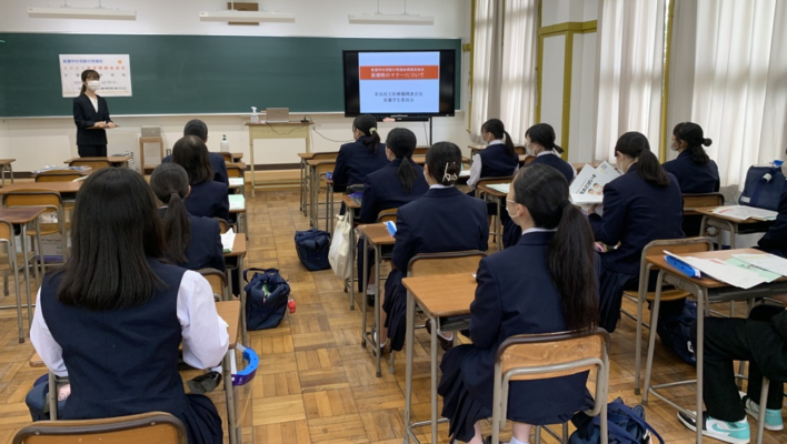 天理高校の制服写真画像動画まとめ・レビュー口コミ評判・生徒の着こなし・夏服冬服詳細情報