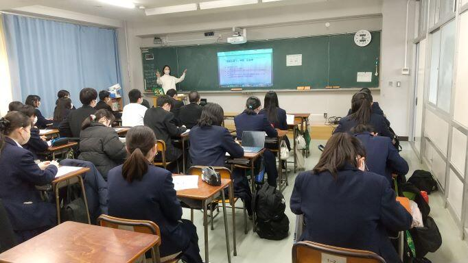 埼玉県立大宮高校の制服写真画像動画まとめ・レビュー口コミ評判・生徒の着こなし・夏服冬服詳細情報