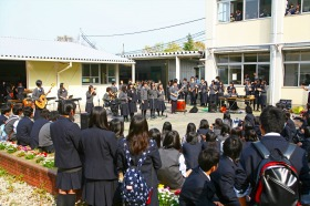 大阪府立長野高校の制服写真画像動画まとめ・レビュー口コミ評判・生徒の着こなし・夏服冬服詳細情報学校の制服画像・評判着こなし・制服ランキング