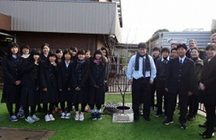 大阪府立長野高校の制服写真画像動画まとめ・レビュー口コミ評判・生徒の着こなし・夏服冬服詳細情報学校の制服画像・評判着こなし・制服ランキング