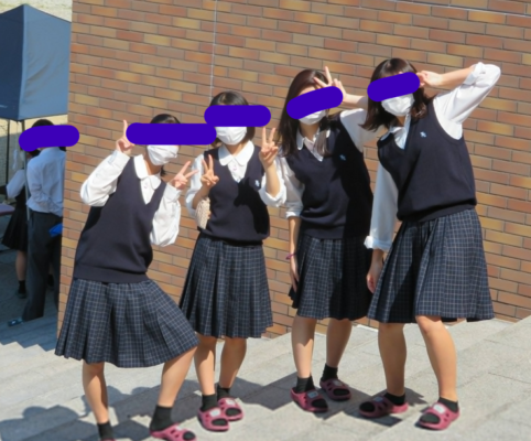 【停止】関西中央高校の制服写真画像動画まとめ・レビュー口コミ評判・生徒の着こなし・夏服冬服詳細情報