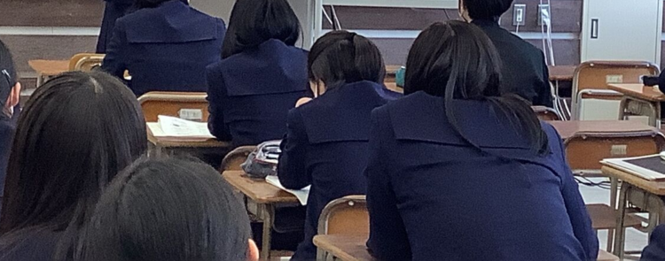 新潟県立新潟江南高校の制服写真画像まとめ・レビュー口コミ評判・生徒の着こなし・夏服冬服詳細情報