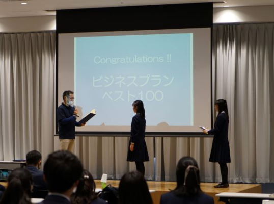 帝塚山中学高校の制服写真画像動画まとめ・レビュー口コミ評判・生徒の着こなし・夏服冬服詳細情報