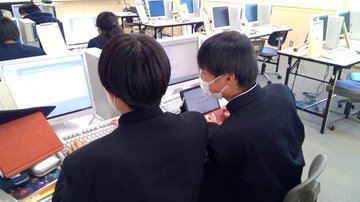 愛知県立豊橋商業高校の制服写真画像動画まとめ・レビュー口コミ評判【2023年度/令和5年新制服】学ラン襟詰めセーラー廃止
