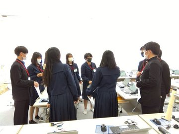 愛知県立豊橋商業高校の制服写真画像動画まとめ・レビュー口コミ評判【2023年度/令和5年新制服】学ラン襟詰めセーラー廃止