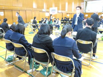 愛知県立豊橋商業高校の制服写真画像動画まとめ・レビュー口コミ評判【2023年度/令和5年新制服】学ラン襟詰めセーラー廃止