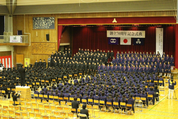 八街市立八街中学校の制服写真画像動画まとめ・レビュー口コミ評判・体操服ジャージ・夏服冬服詳細情報