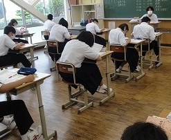 南房総市立富浦中学校の制服写真画像まとめ・レビュー口コミ評判・体操服ジャージ・夏服冬服詳細情報