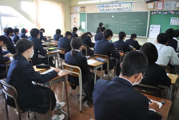 白子町立白子中学校の制服写真画像まとめ・レビュー口コミ評判・体操服ジャージ・夏服冬服詳細情報
