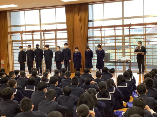 成田高校・付属中学校の制服写真画像動画まとめ・レビュー口コミ評判・生徒の着こなし・夏服冬服詳細情報