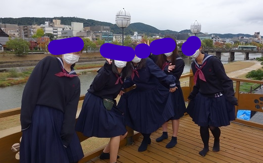 成蹊中学校・成蹊高校の制服写真画像動画まとめ・レビュー口コミ評判・生徒の着こなし・夏服冬服詳細情報