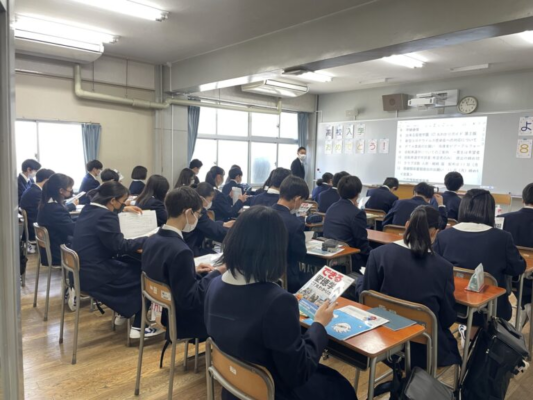 【東京】聖徳学園中学高校の制服写真画像動画まとめ・レビュー口コミ評判・生徒の着こなし・夏服冬服詳細情報