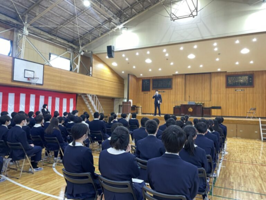 【東京】聖徳学園中学高校の制服写真画像動画まとめ・レビュー口コミ評判・生徒の着こなし・夏服冬服詳細情報