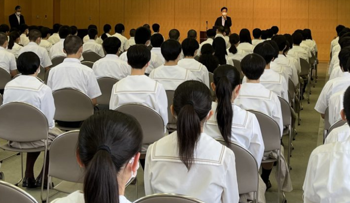 翔凜中学高校の制服写真画像動画まとめ・レビュー口コミ評判・生徒の着こなし・夏服冬服詳細情報・新制服旧制服比較（しょうりん）
