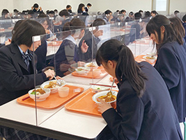 秀明八千代中学高校の制服写真画像動画まとめ・レビュー口コミ評判・生徒の着こなし・夏服冬服詳細情報