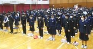 神戸市立魚崎中学校の制服写真画像動画まとめ・レビュー口コミ評判・生徒の着こなし・夏服冬服詳細情報