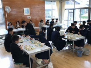 篠山市立篠山東中学校の制服写真画像動画まとめ・レビュー口コミ評判・体操服ジャージ・夏服冬服詳細情報