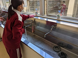 伊丹市立天王寺川中学校の制服写真画像動画まとめ・レビュー口コミ評判・体操服ジャージ・夏服冬服詳細情報