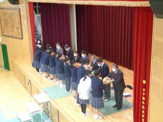神戸市立鈴蘭台中学校の制服写真画像まとめ・レビュー口コミ評判・体操服ジャージ・夏服冬服詳細情報