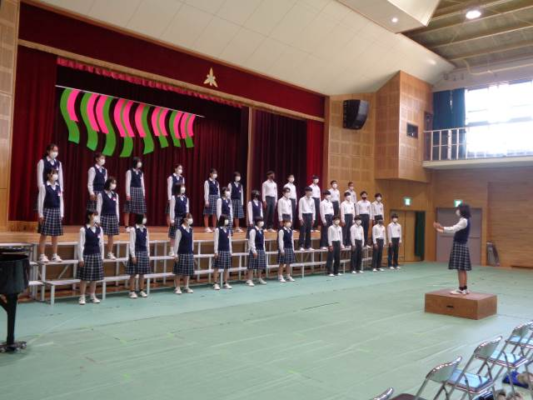 神戸市立鈴蘭台中学校の制服写真画像まとめ・レビュー口コミ評判・体操服ジャージ・夏服冬服詳細情報