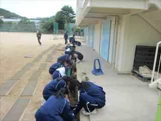 神戸市立山田中学校の制服写真画像まとめ・レビュー口コミ評判・体操服ジャージ・夏服冬服詳細情報│全国中高制服グラム全国47都道府県の中学校高等