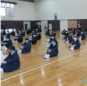 豊岡市立日高西中学校の制服写真画像動画まとめ・レビュー口コミ評判・体操服ジャージ・夏服冬服詳細情報