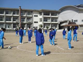 市川町立市川中学校の制服写真画像まとめ・レビュー口コミ評判・体操服ジャージ・夏服冬服詳細情報│全国中高制服グラム全国47都道府県の中学校高等