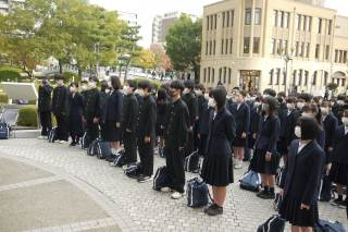 神戸市立葺合中学校の制服写真画像動画まとめ・レビュー口コミ評判・体操服ジャージ・夏服冬服詳細情報