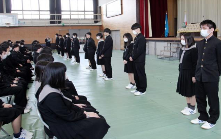 滋賀県立八日市高校の制服写真画像まとめ・レビュー口コミ評判・生徒の着こなし・夏服冬服詳細情報