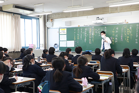 須磨学園中学高校の制服写真画像動画まとめ・レビュー口コミ評判・生徒の着こなし・夏服冬服詳細情報