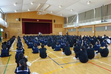 姫路市立山陽中学校の制服写真画像動画まとめ・レビュー口コミ評判・体操服ジャージ・夏服冬服詳細情報