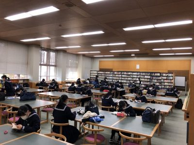武庫川女子大学附属中学高校の制服写真画像動画まとめ・レビュー口コミ評判・体操服ジャージ・夏服冬服詳細情報