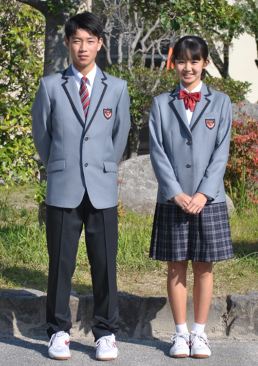 Fukuoka Municipal Hakozaki Junior High School Uniform Riepilogo foto/recensione Passaparola Reputazione [2020/Reiwa 2nd Year New Uniform] Gakuran Sailor Old Uniform Abolito