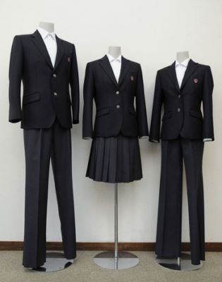 筑後市立筑後中学校の制服写真画像まとめ・レビュー口コミ評判【2022年/令和4年度新制服】新旧制服比較・変更点