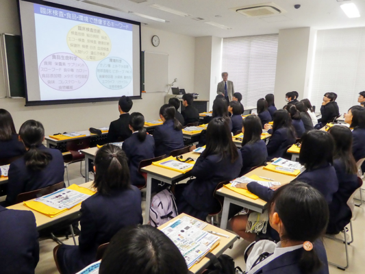 神奈川県立大磯高校の制服写真画像動画まとめ・レビュー口コミ評判・生徒の着こなし・夏服冬服詳細情報