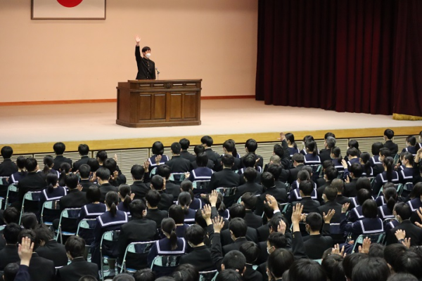 福岡県立嘉穂高校・附属中学校の制服写真画像まとめ・レビュー口コミ評判・生徒の着こなし・夏服冬服詳細情報