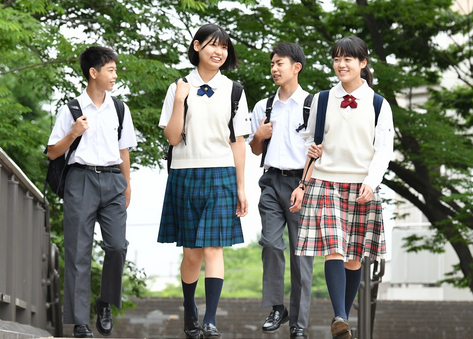 創価中学校・創価高校の制服写真画像動画まとめ・レビュー口コミ評判・生徒の着こなし・夏服冬服詳細情報