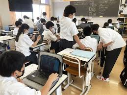 上智福岡中学高校の制服写真画像まとめ・レビュー口コミ評判・生徒の着こなし・夏服冬服詳細情報