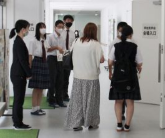 東京都立永山高校の制服写真画像動画まとめ・レビュー口コミ評判・生徒の着こなし・夏服冬服詳細情報