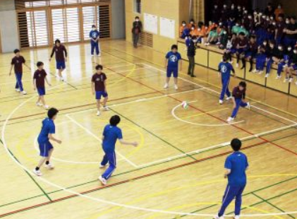 東京都立永山高校の制服写真画像動画まとめ・レビュー口コミ評判・生徒の着こなし・夏服冬服詳細情報