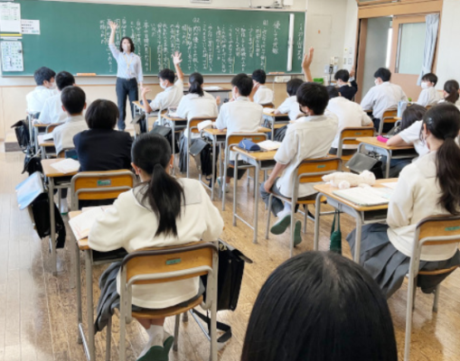 九州国際大学付属中学高校の制服写真画像動画まとめ・レビュー口コミ評判・生徒の着こなし・夏服冬服詳細情報
