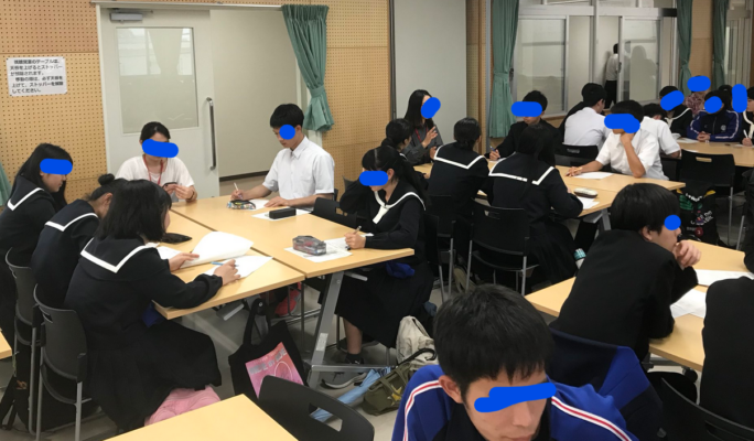 沖縄県立首里高校の制服写真画像動画まとめ・レビュー口コミ評判・生徒の着こなし・夏服冬服詳細情報