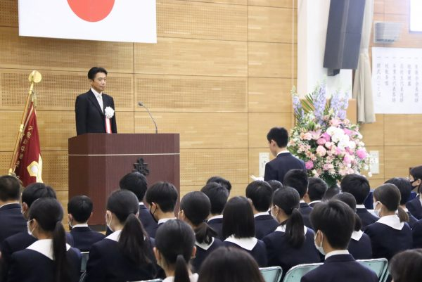 大牟田中学高校の制服写真画像動画まとめ・レビュー口コミ評判・生徒の着こなし・夏服冬服詳細情報