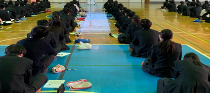 東京都立東久留米総合高校の制服写真画像まとめ・レビュー口コミ評判・生徒の着こなし・夏服冬服詳細情報