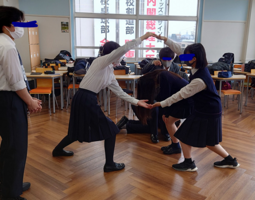 新渡戸文化中学高校の制服写真画像動画まとめ・レビュー口コミ評判・生徒の着こなし・夏服冬服詳細情報
