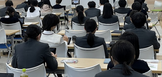 新渡戸文化中学高校の制服写真画像動画まとめ・レビュー口コミ評判・生徒の着こなし・夏服冬服詳細情報