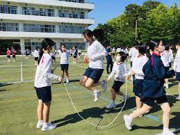 静岡雙葉中学高校の制服写真画像動画まとめ・レビュー口コミ評判・生徒の着こなし・夏服冬服詳細情報
